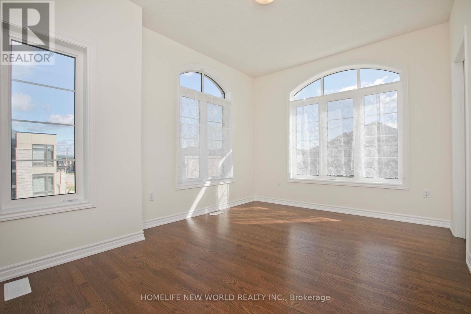 1864 Irish Moss Square, Pickering, Ontario  L1Y 0B4 - Photo 24 - E13018316