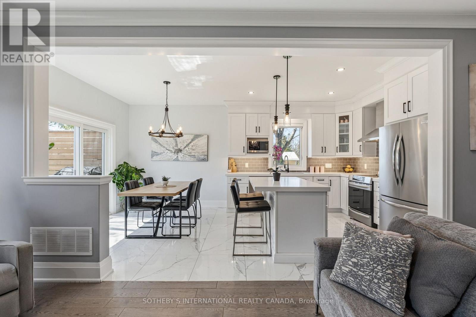 71 Burke Street, Georgina, Ontario  L0E 1R0 - Photo 23 - N13018340