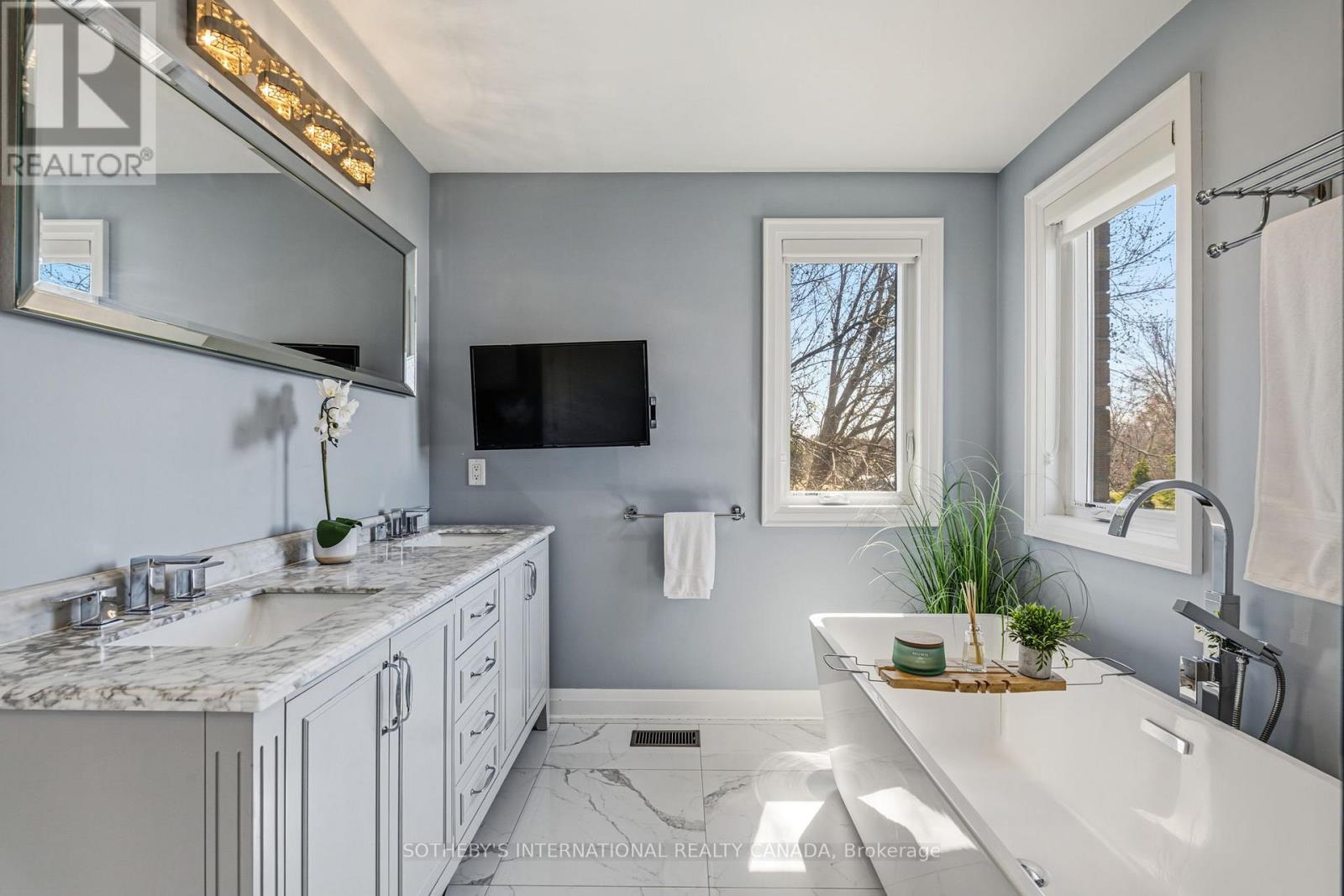 71 Burke Street, Georgina, Ontario  L0E 1R0 - Photo 33 - N13018340