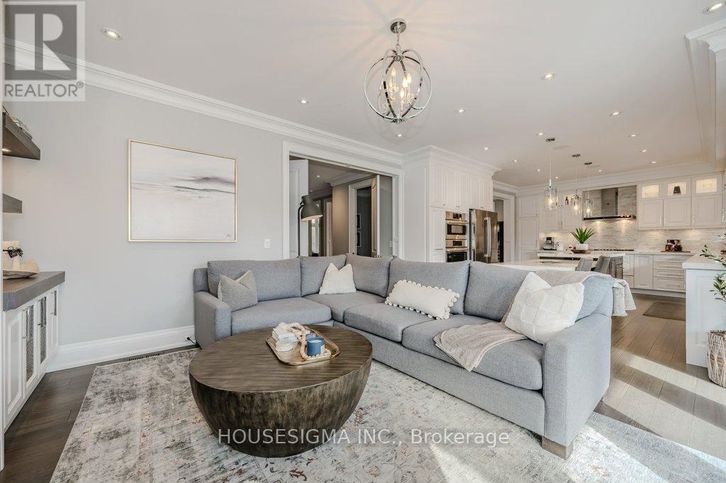 1298 Pinegrove Road, Oakville, Ontario  L6L 2X3 - Photo 16 - W13018306