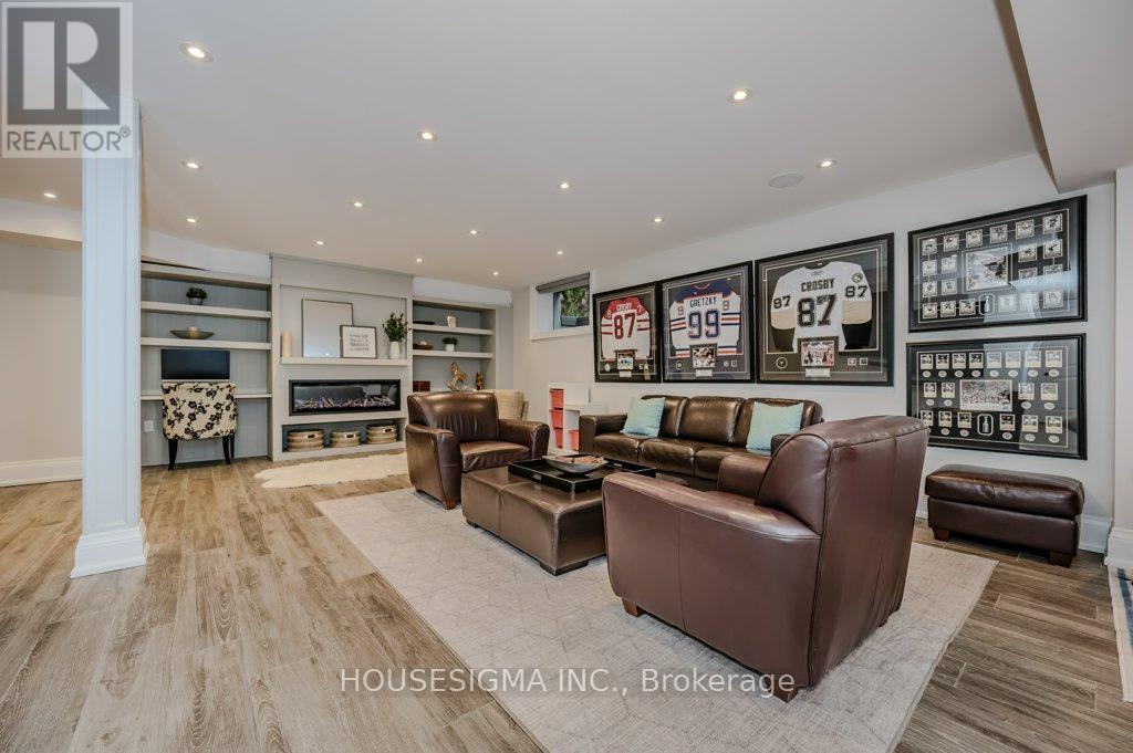 1298 Pinegrove Road, Oakville, Ontario  L6L 2X3 - Photo 37 - W13018306