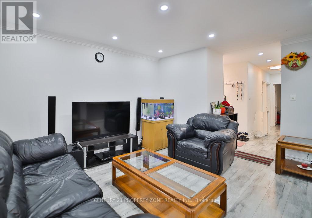 47 Brisco Street, Brampton, Ontario  L6V 1X1 - Photo 10 - W13018314