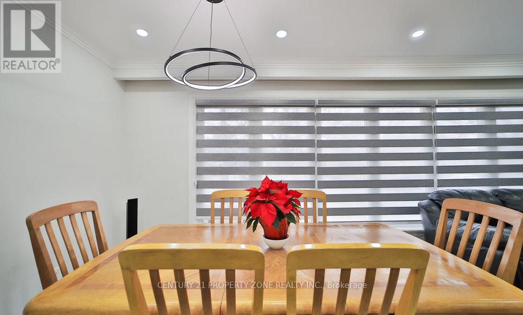 47 Brisco Street, Brampton, Ontario  L6V 1X1 - Photo 5 - W13018314