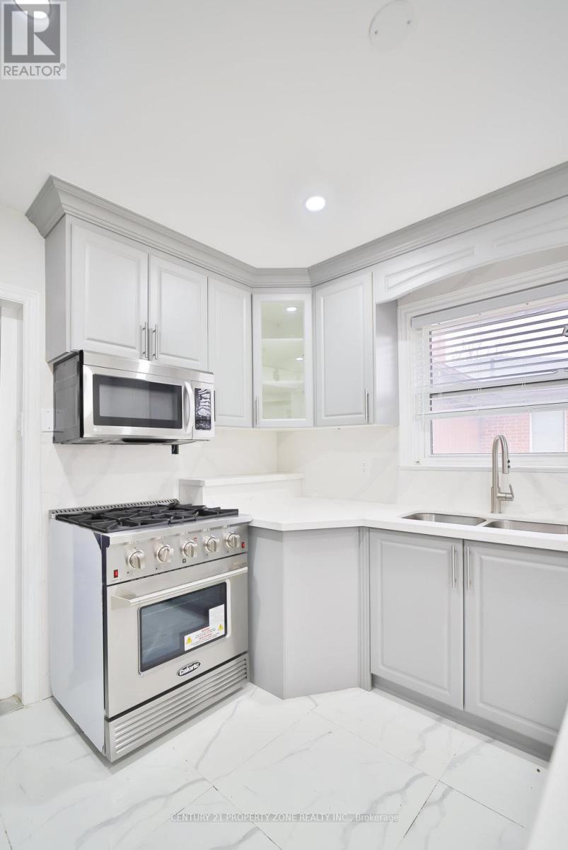 47 Brisco Street, Brampton, Ontario  L6V 1X1 - Photo 7 - W13018314