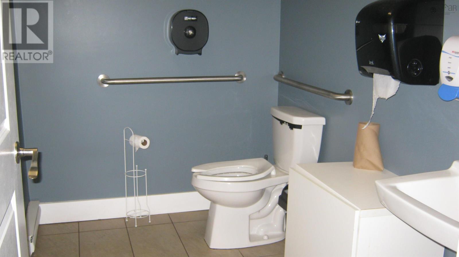 811 Bedford Highway, Bedford, Nova Scotia  B4A 1A4 - Photo 22 - 202604679