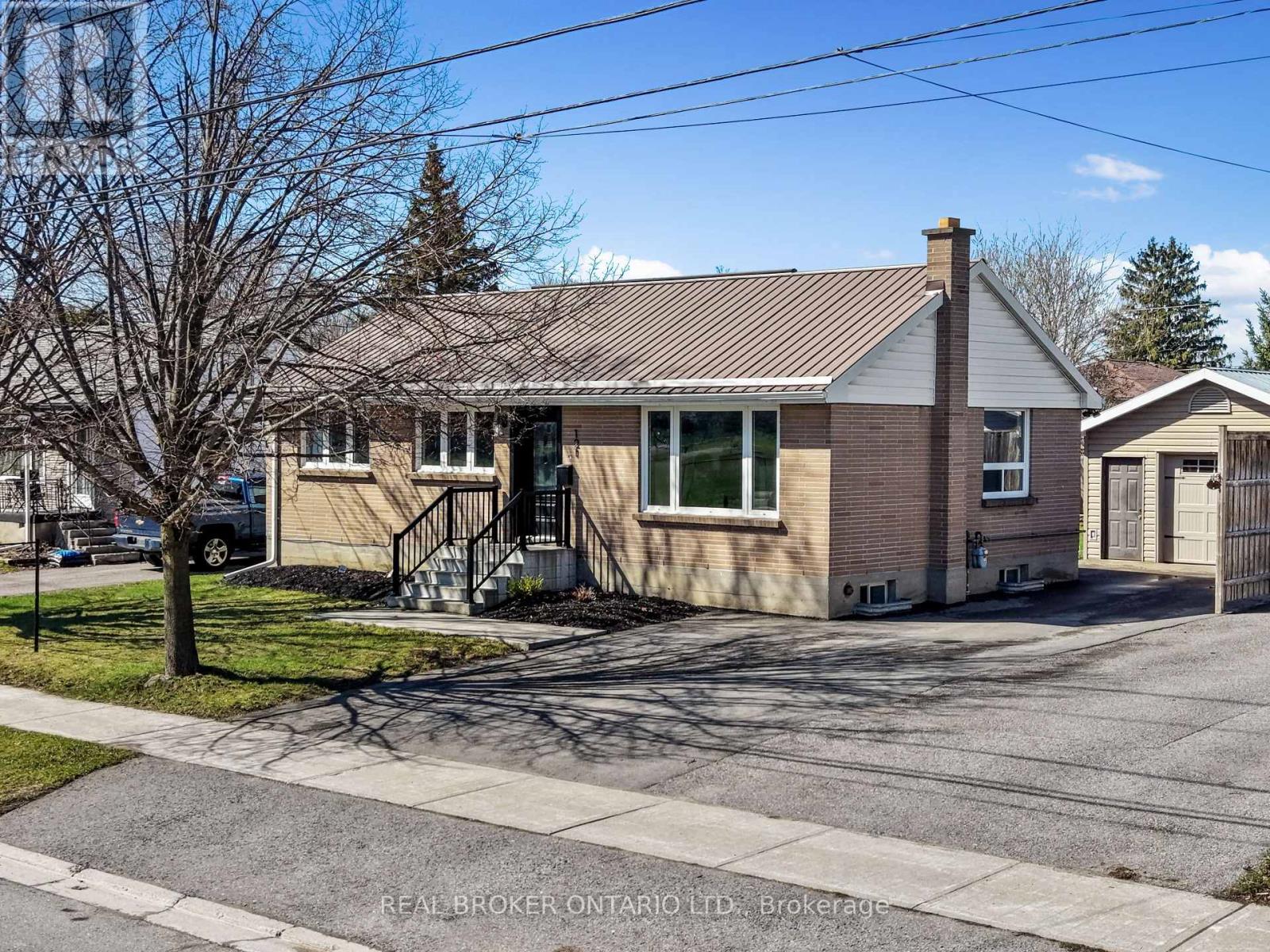 121 Goodfellow Road E, Peterborough, Ontario  K9J 5W9 - Photo 2 - X13018322