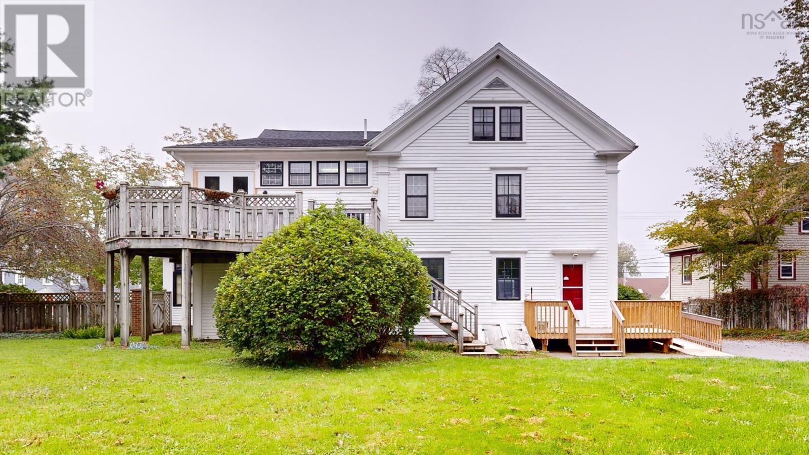 130 Water Street, Shelburne, Nova Scotia  B0T 1W0 - Photo 3 - 202508988