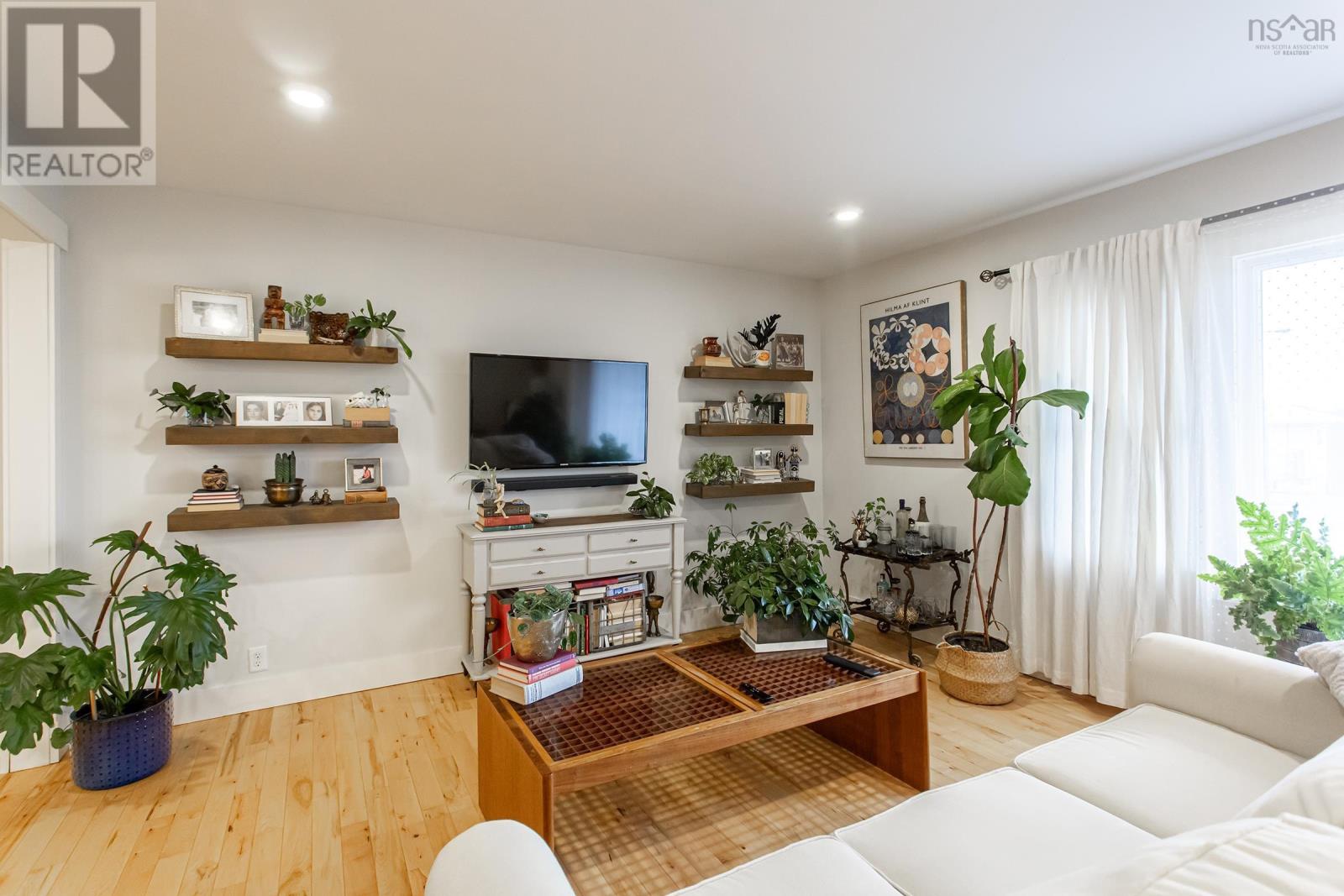 5 Acadia Street, Middleton, Nova Scotia  B0S 1P0 - Photo 6 - 202605044