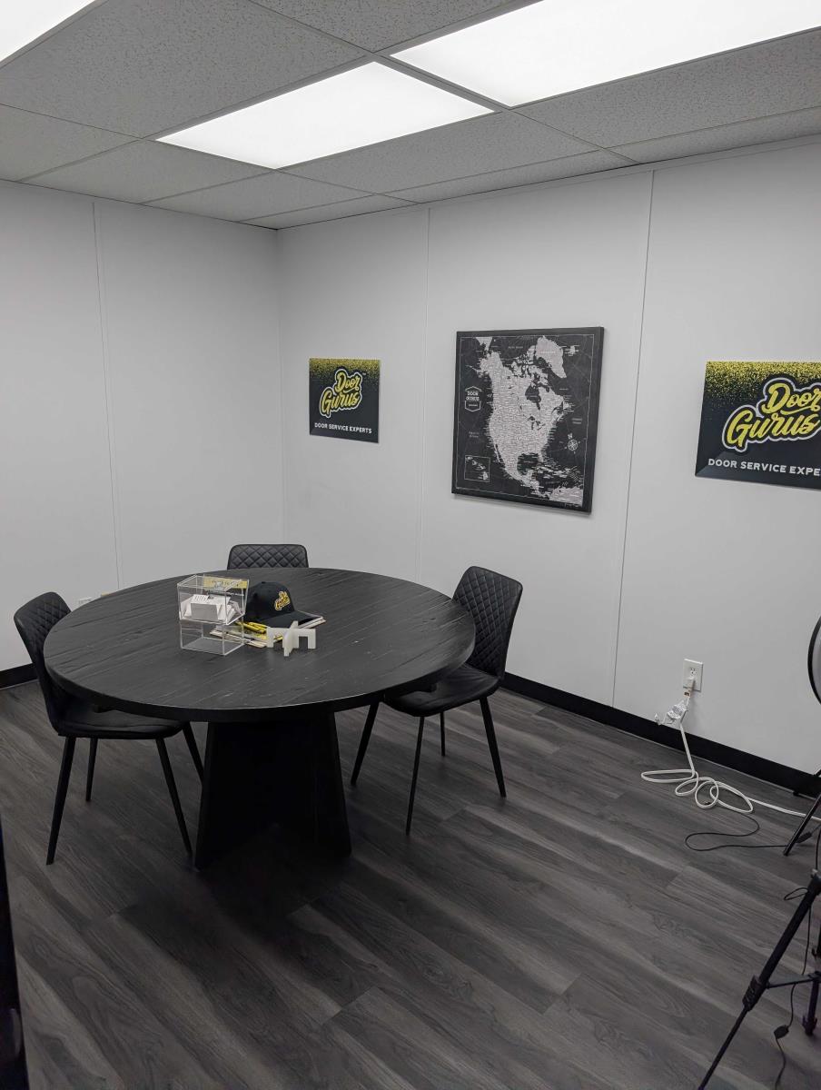 9604-9624  45 Ave Nw, Edmonton, Alberta  T6E 5Y9 - Photo 4 - 44697673