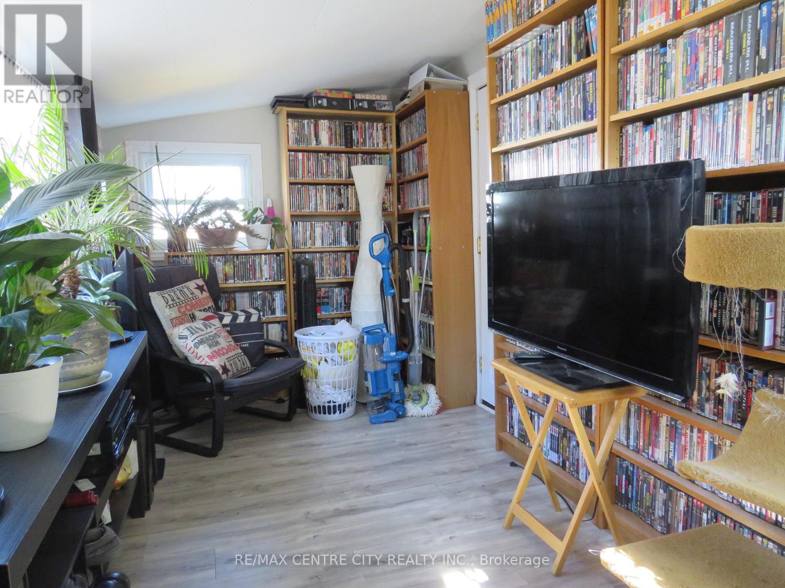 41 - 2189 Dundas Street E, London East, Ontario  N5V 1H3 - Photo 19 - X12866096