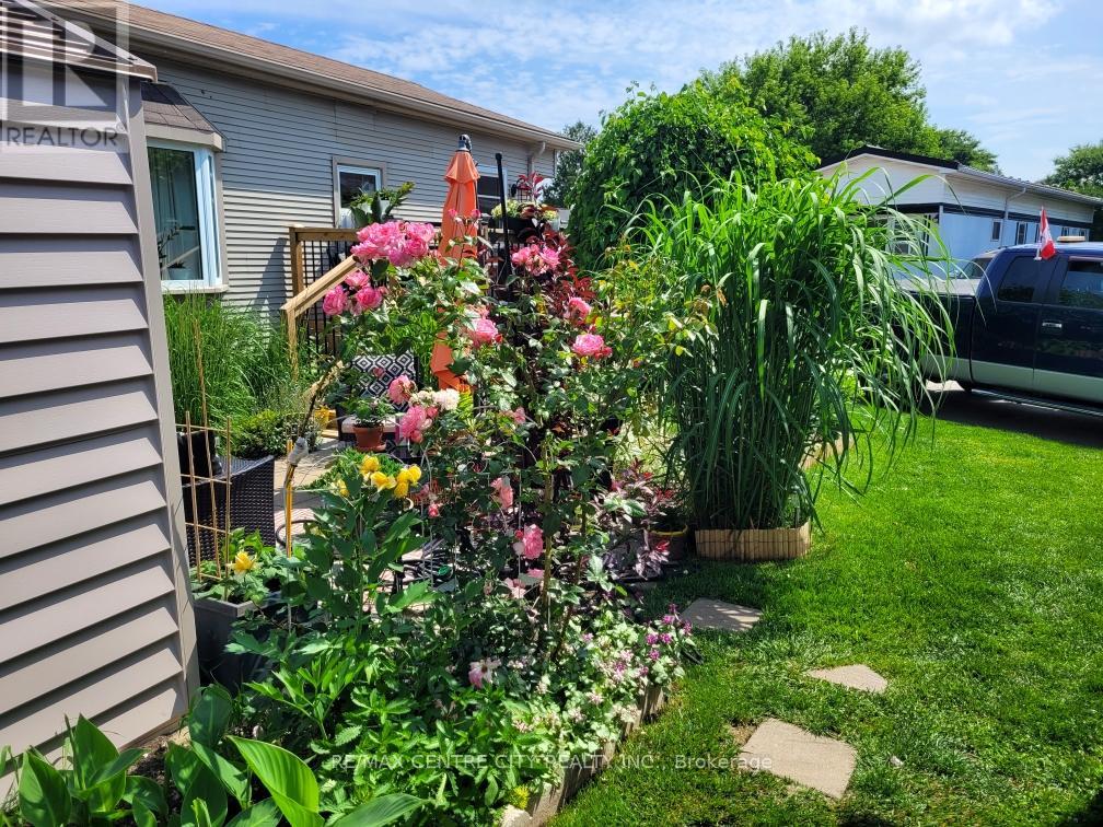 41 - 2189 Dundas Street E, London East, Ontario  N5V 1H3 - Photo 35 - X12866096