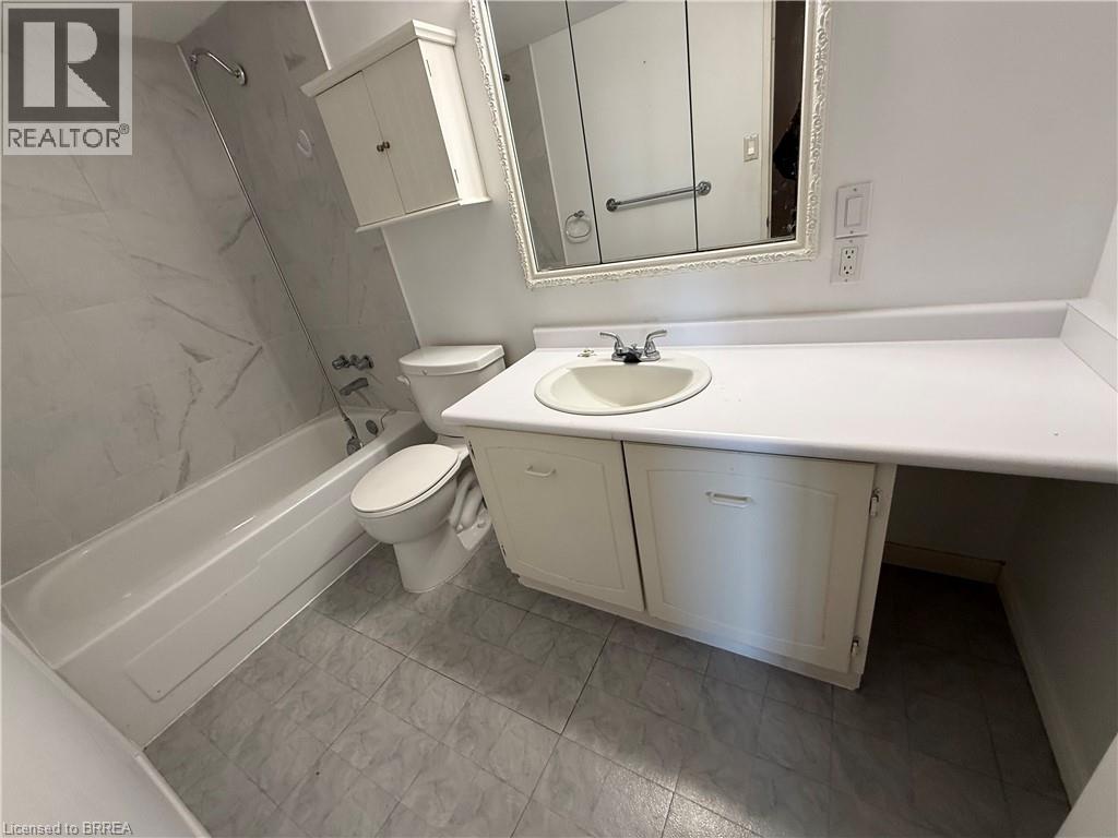 640 West Street Unit# 1009, Brantford, Ontario  N3R 6M3 - Photo 6 - 40803482