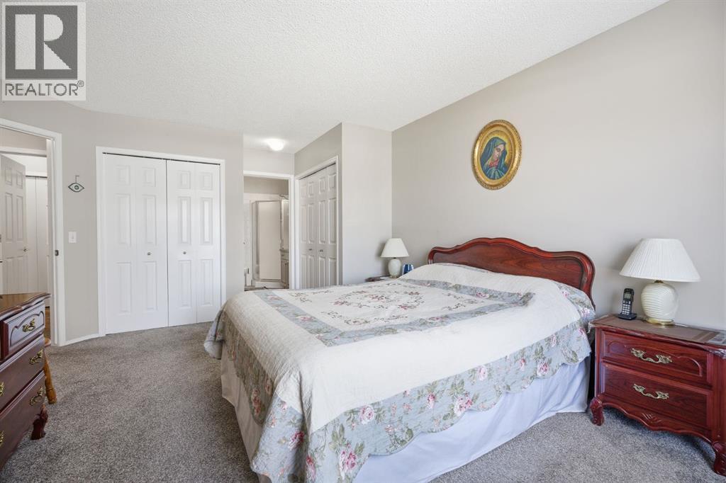 216 Valley Ridge Heights Nw, Calgary, Alberta  T3B 5T3 - Photo 17 - A2297751