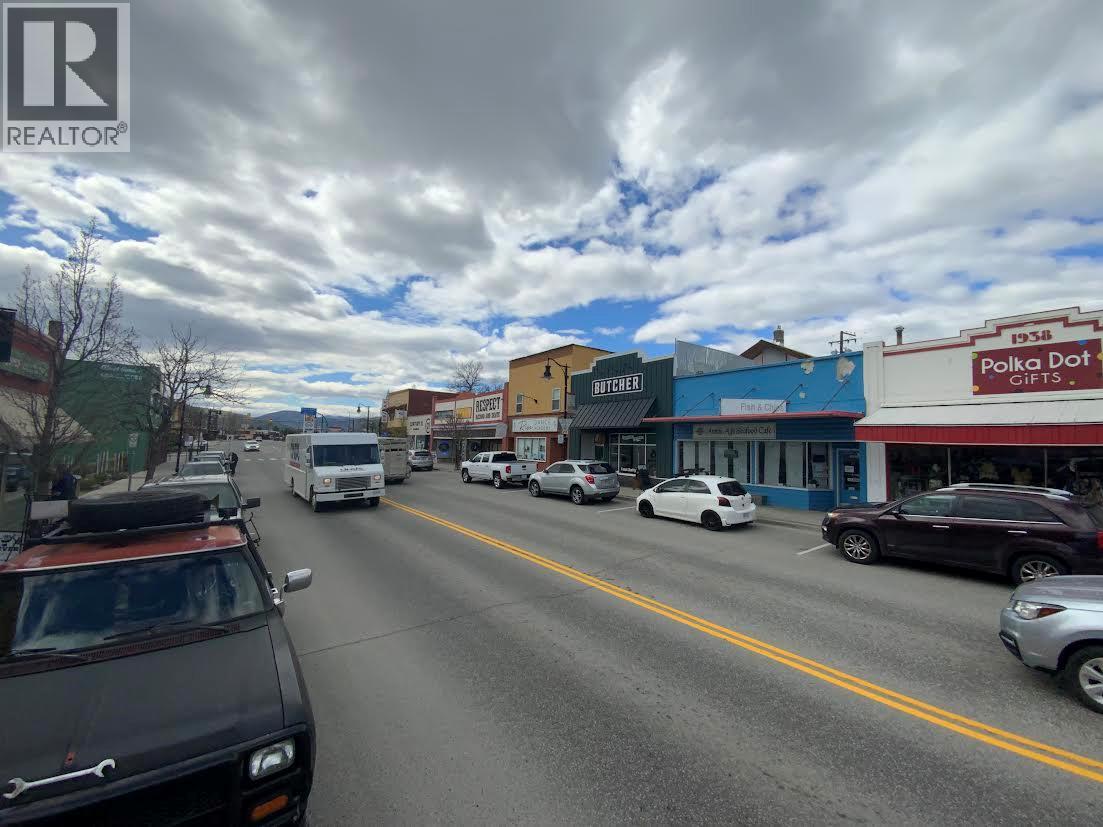 6257 Main Street, oliver, British Columbia