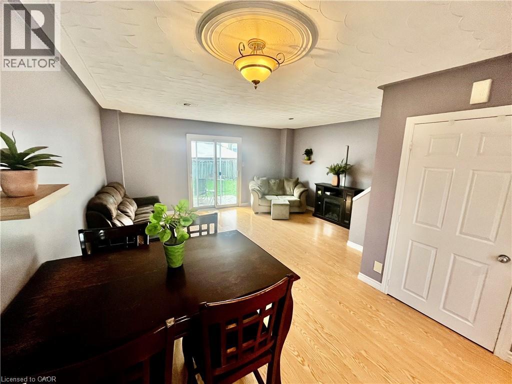 58 Enfield Crescent, Brantford, Ontario  N3P 1B2 - Photo 2 - 40822147