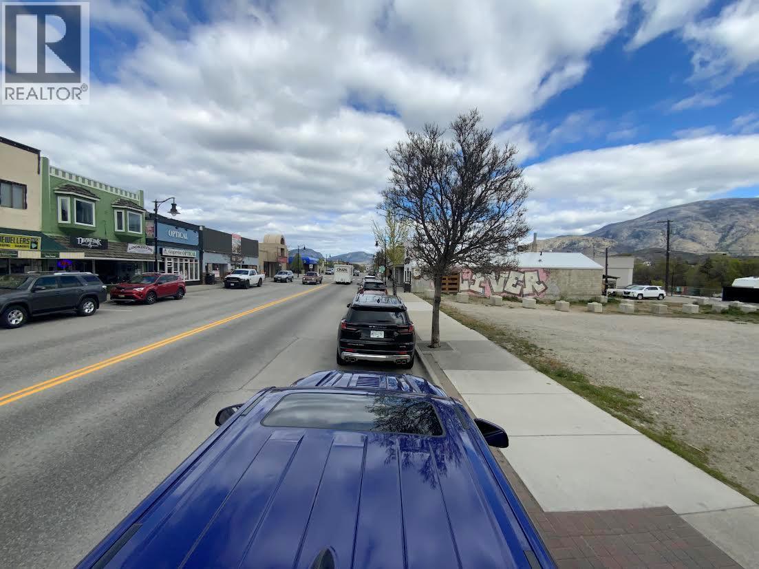 6257 Main Street, Oliver, British Columbia  V0H 1T0 - Photo 2 - 10384041