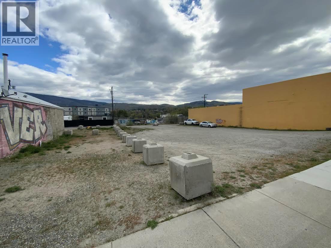 6257 Main Street, Oliver, British Columbia  V0H 1T0 - Photo 6 - 10384041