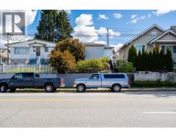 4712 VICTORIA DRIVE, Vancouver, British Columbia