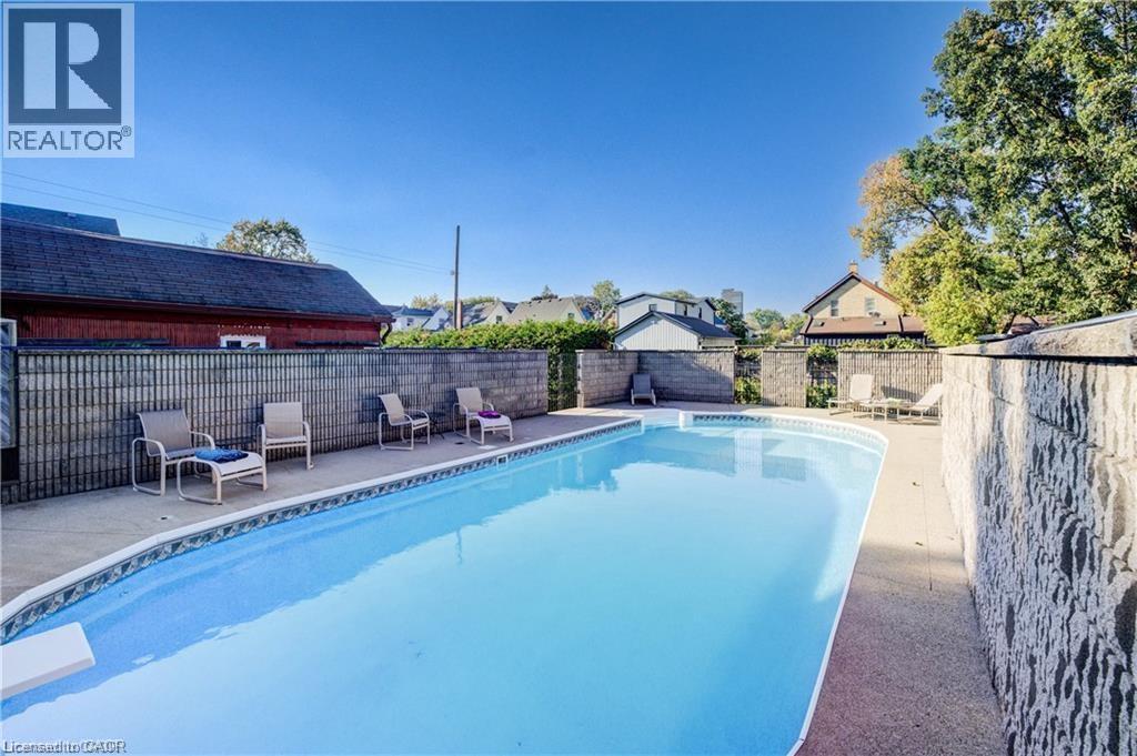 48 Dupont Street, Waterloo, Ontario  N2J 2G9 - Photo 29 - 40820172