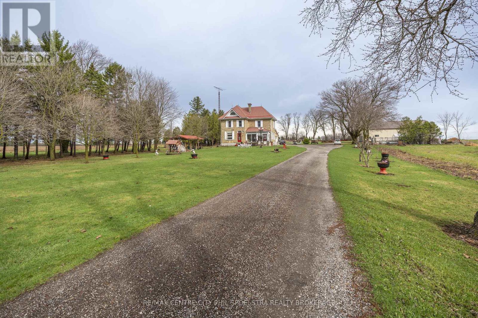 1930 County Road 139, Perth South, Ontario  N0M 1V0 - Photo 16 - X13018390