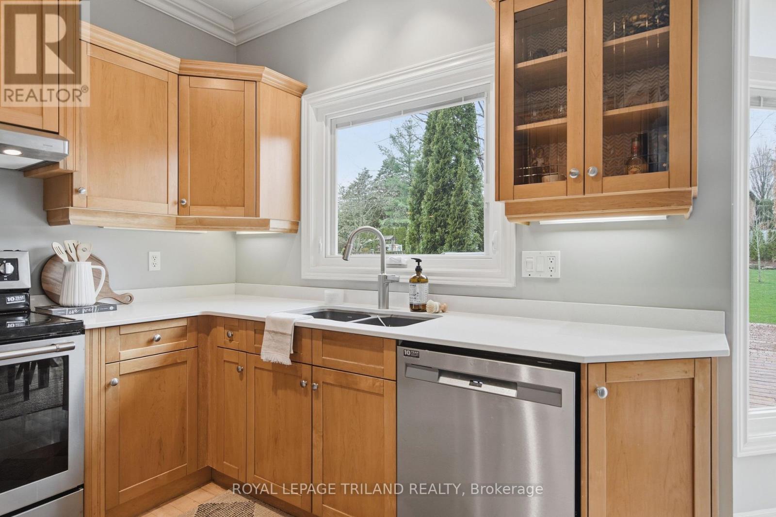 32 Wingreen Lane, Middlesex Centre, Ontario  N0L 1R0 - Photo 11 - X13018468