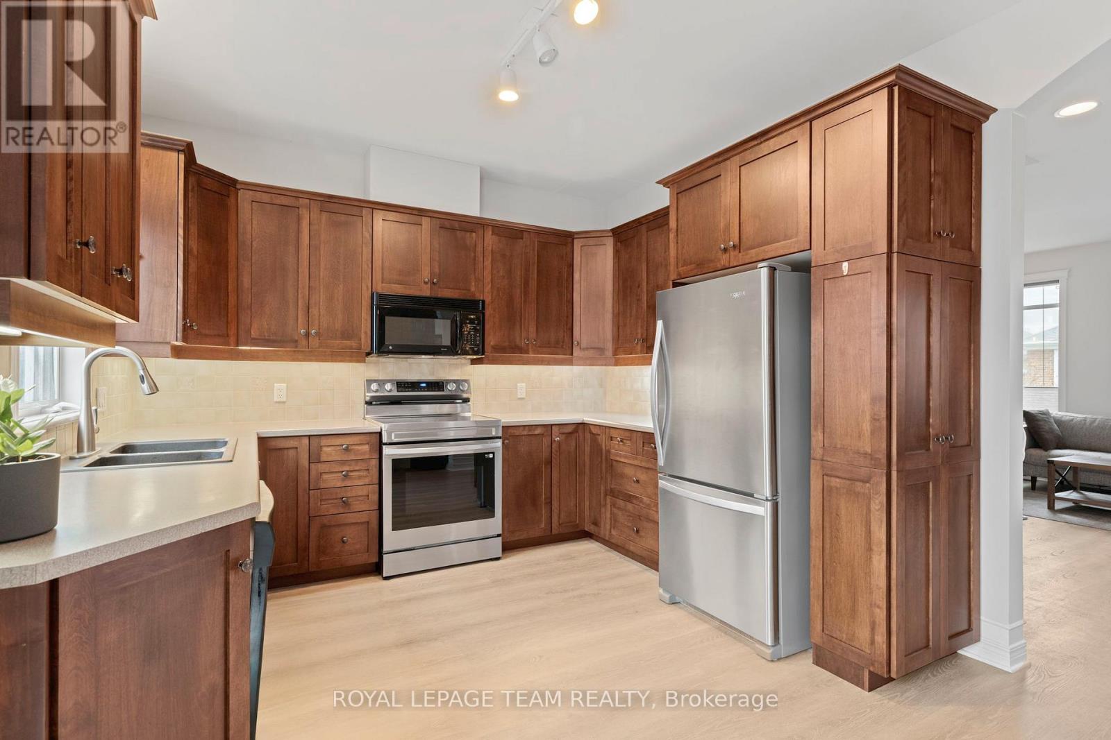 173 West Village Private, Ottawa, Ontario  K1Z 1E1 - Photo 14 - X13018350