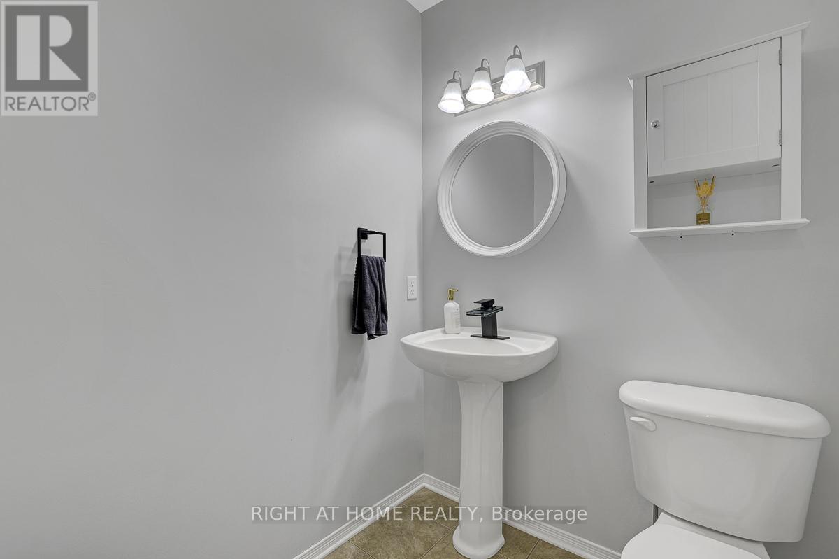 70 Frieday Street, Arnprior, Ontario  K7S 0A6 - Photo 4 - X13018434