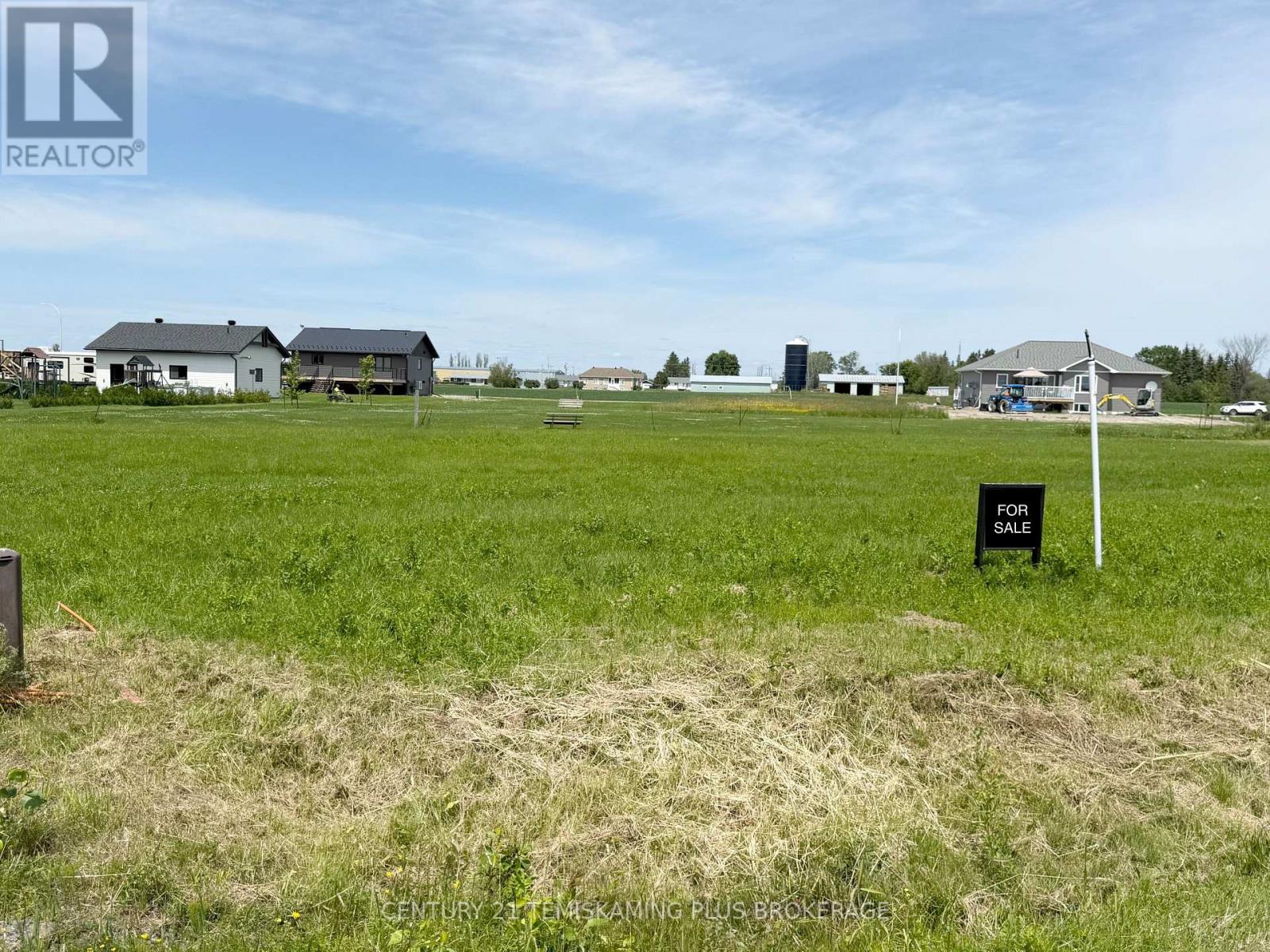 86029 Airport Road, Armstrong, Ontario  P0J 1E0 - Photo 1 - T13018366