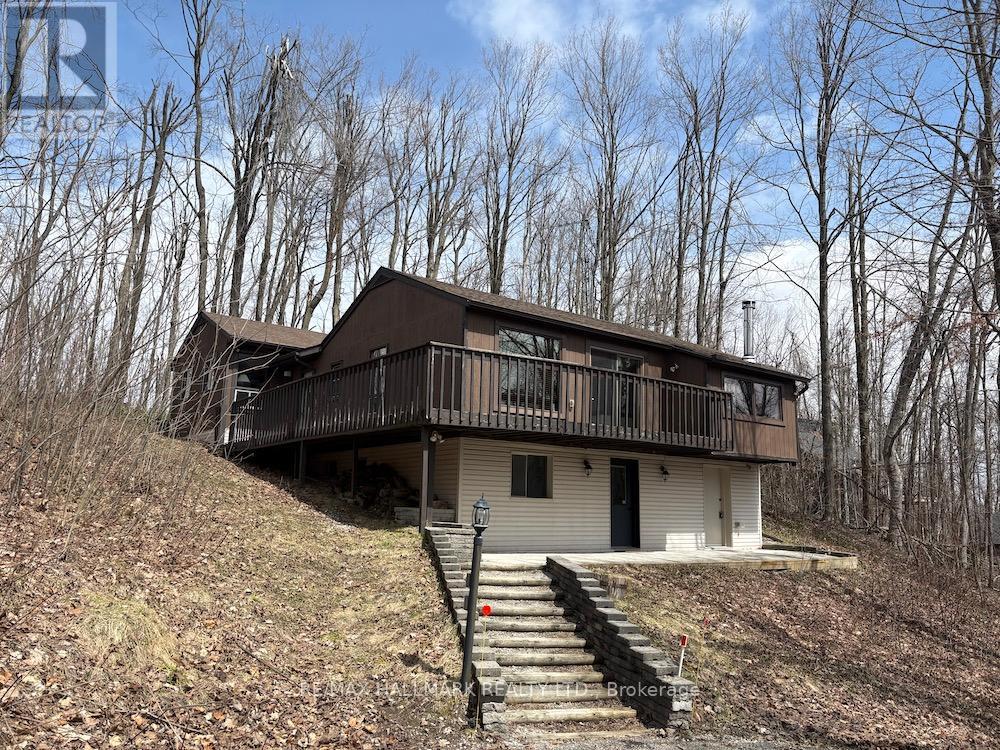 33 HURON WOODS DRIVE, Oro-Medonte, Ontario