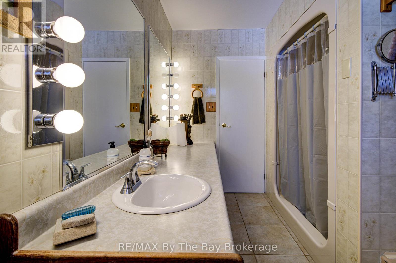 31 Saunders Street, Collingwood, Ontario  L9Y 0G3 - Photo 21 - S13018448