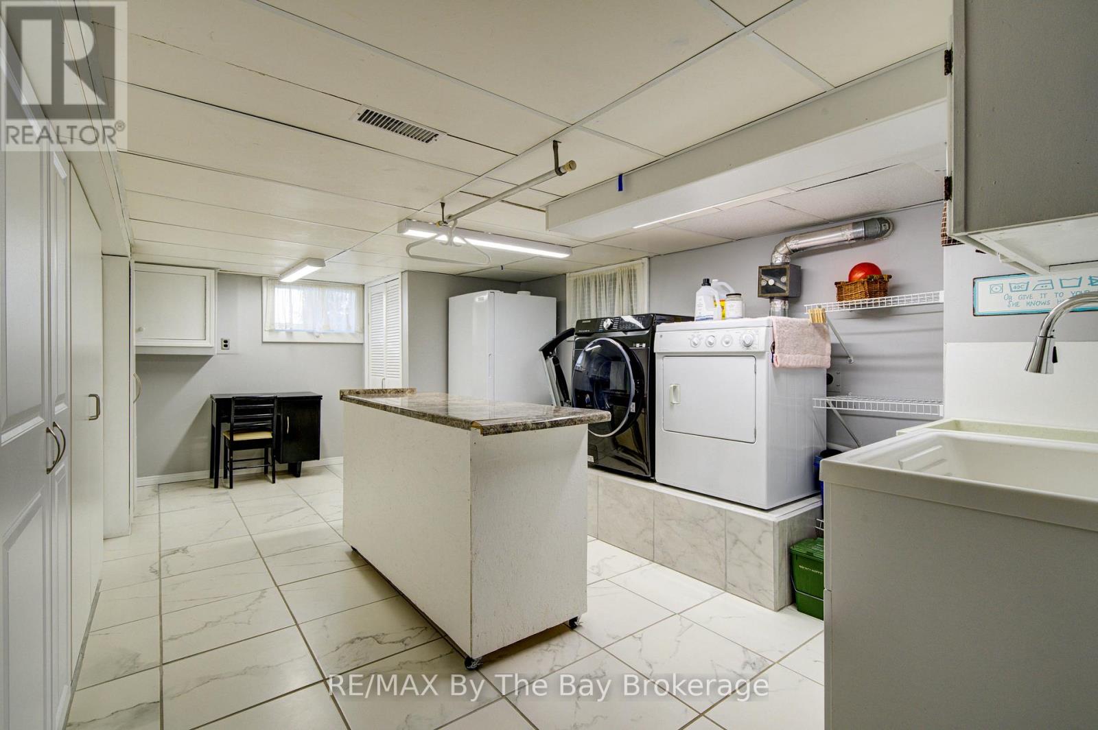 31 Saunders Street, Collingwood, Ontario  L9Y 0G3 - Photo 29 - S13018448