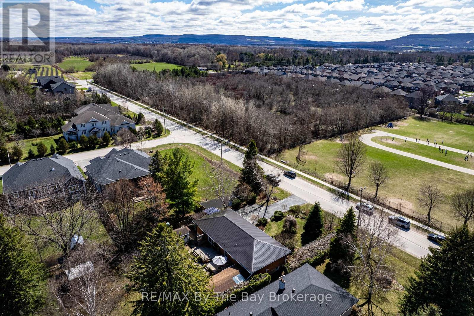 31 Saunders Street, Collingwood, Ontario  L9Y 0G3 - Photo 45 - S13018448