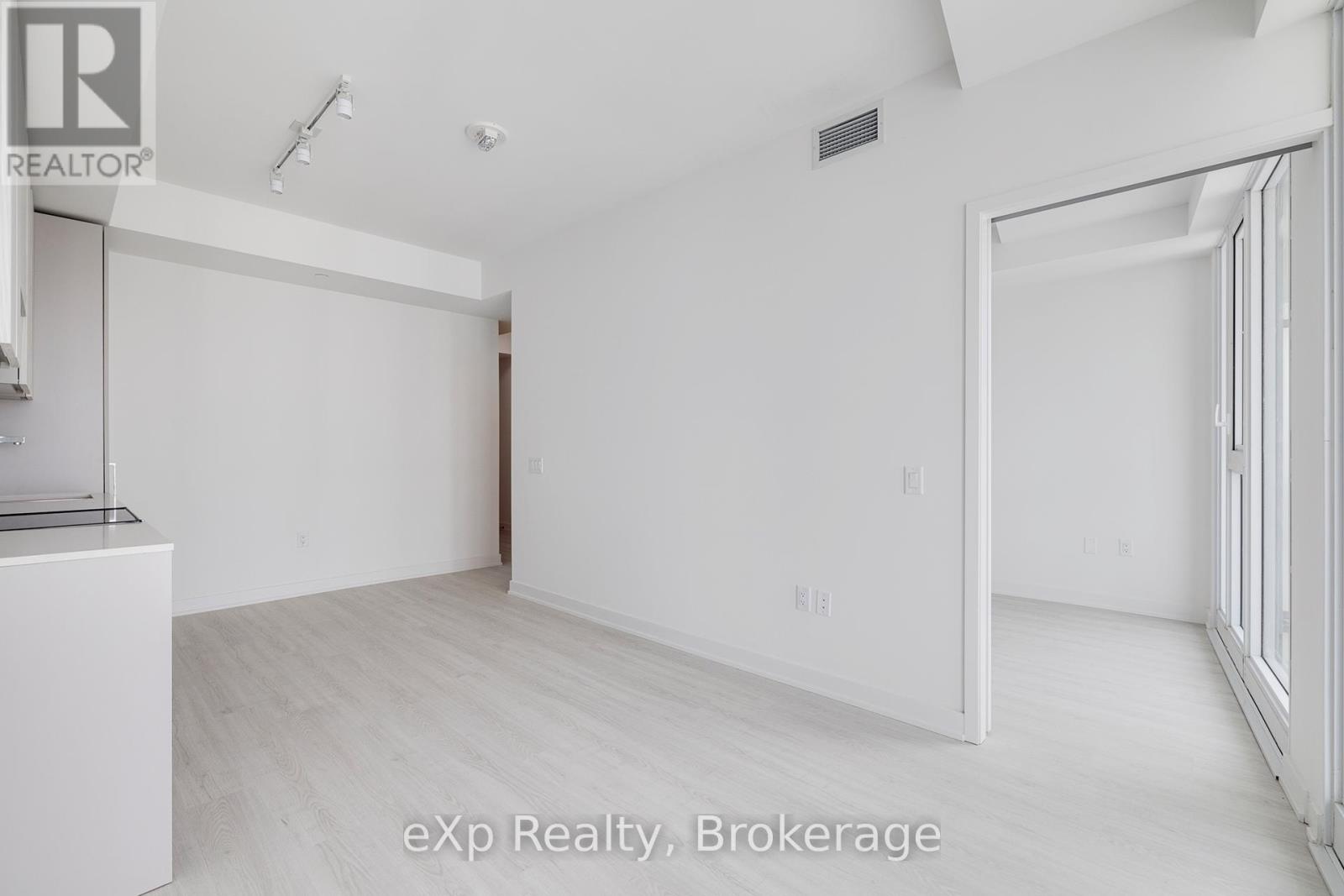 3912 - 3883 Quartz Road, Mississauga, Ontario  L5B 0M4 - Photo 4 - W13018378