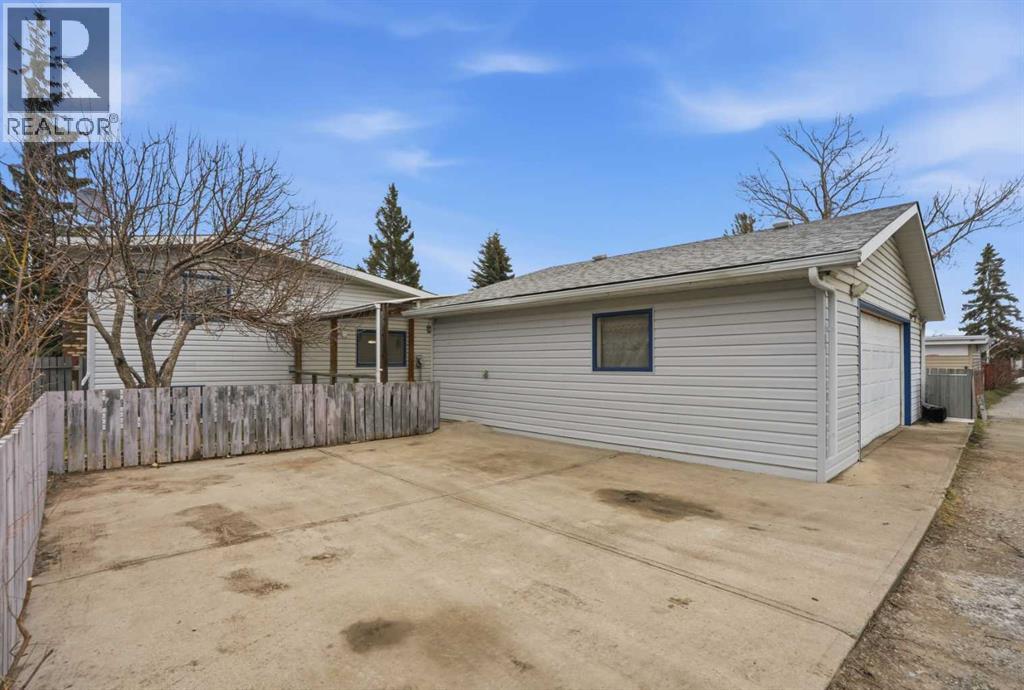 107 Nottingham Road, Calgary, Alberta  T3A 3P9 - Photo 41 - A2301234