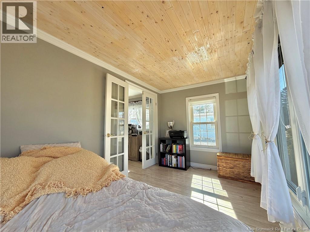 263 Poplar, Beresford, New Brunswick  E8K 1E5 - Photo 15 - NB137472