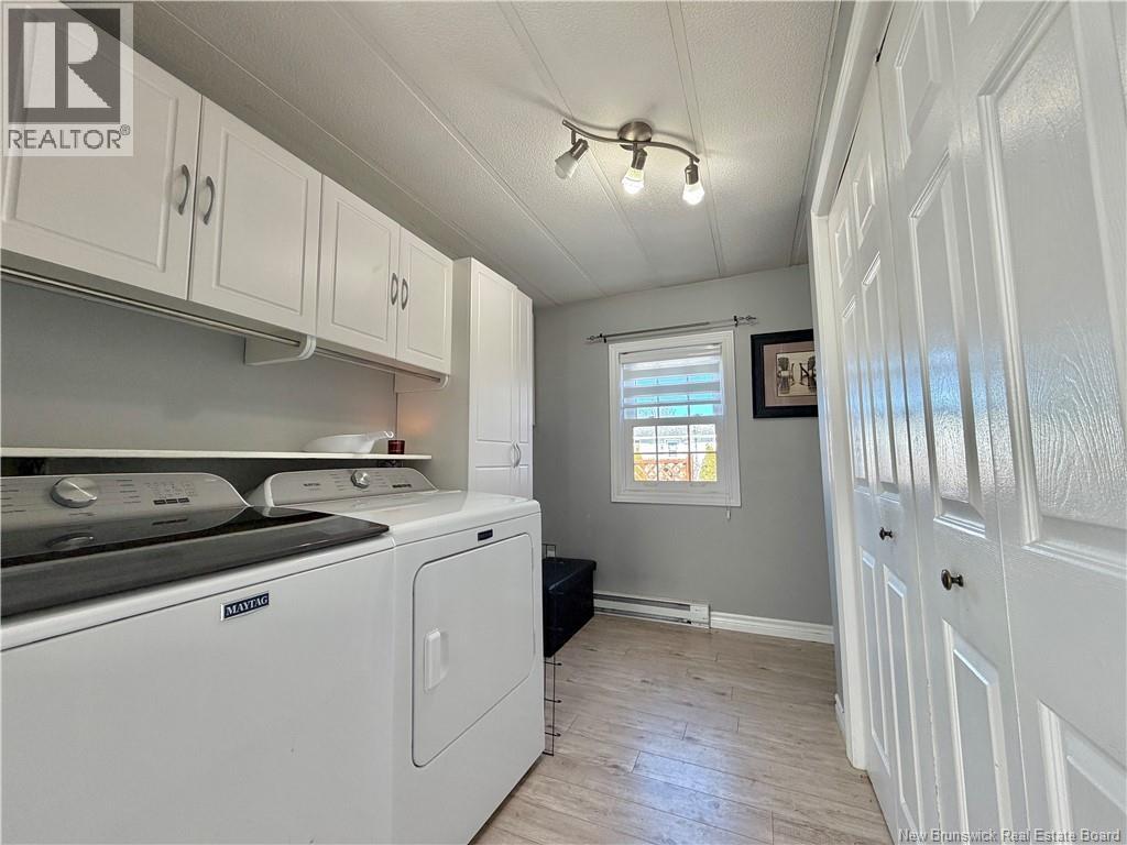 263 Poplar, Beresford, New Brunswick  E8K 1E5 - Photo 18 - NB137472