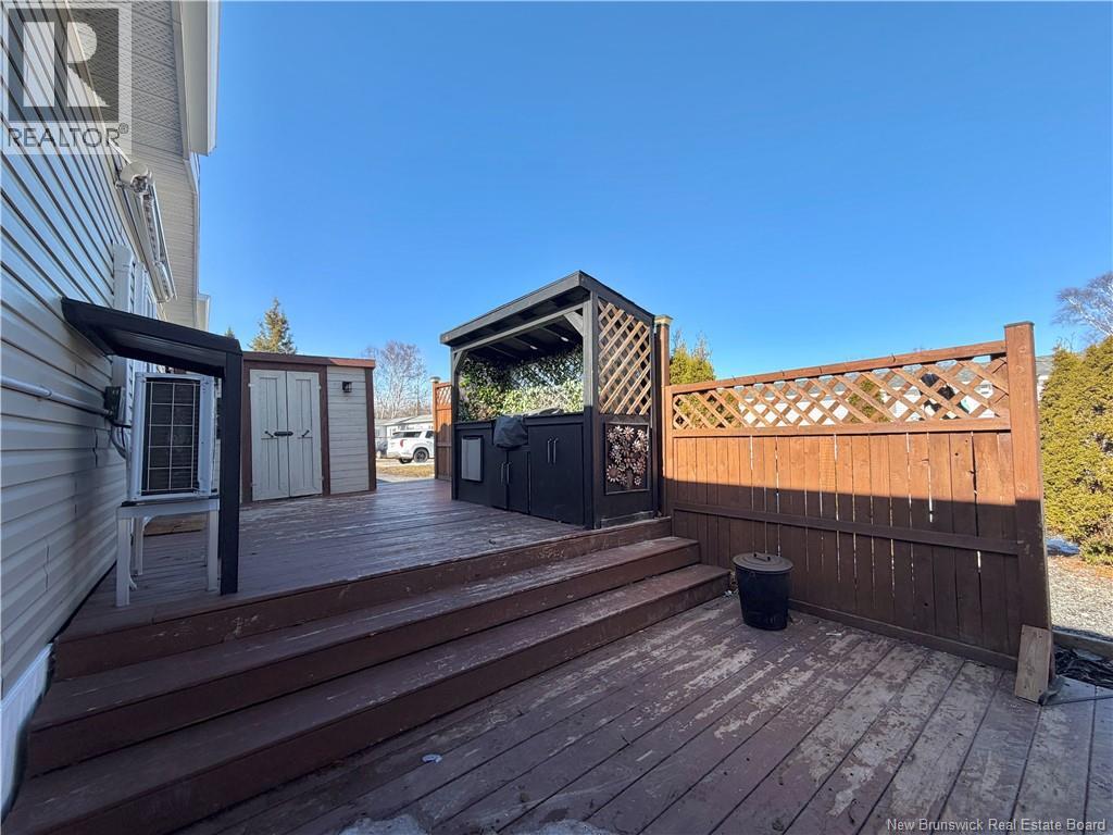 263 Poplar, Beresford, New Brunswick  E8K 1E5 - Photo 24 - NB137472