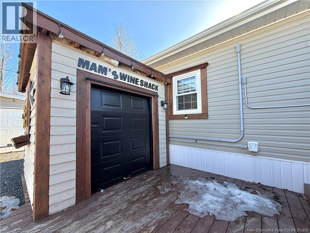 263 Poplar, Beresford, New Brunswick  E8K 1E5 - Photo 25 - NB137472