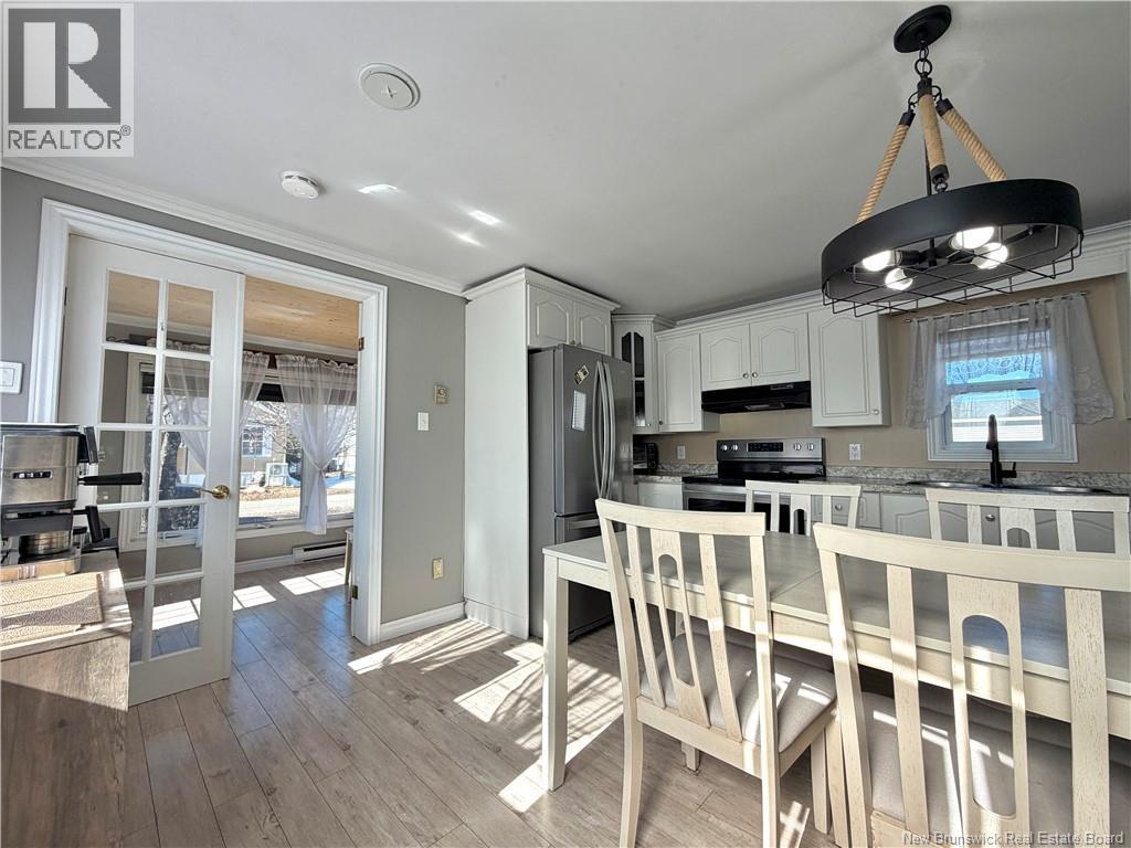 263 Poplar, Beresford, New Brunswick  E8K 1E5 - Photo 9 - NB137472