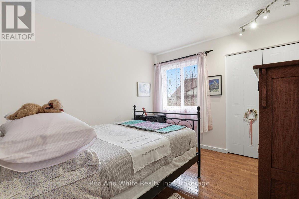 110 Milton Avenue W, Cambridge, Ontario  N3C 3W5 - Photo 22 - X13018420