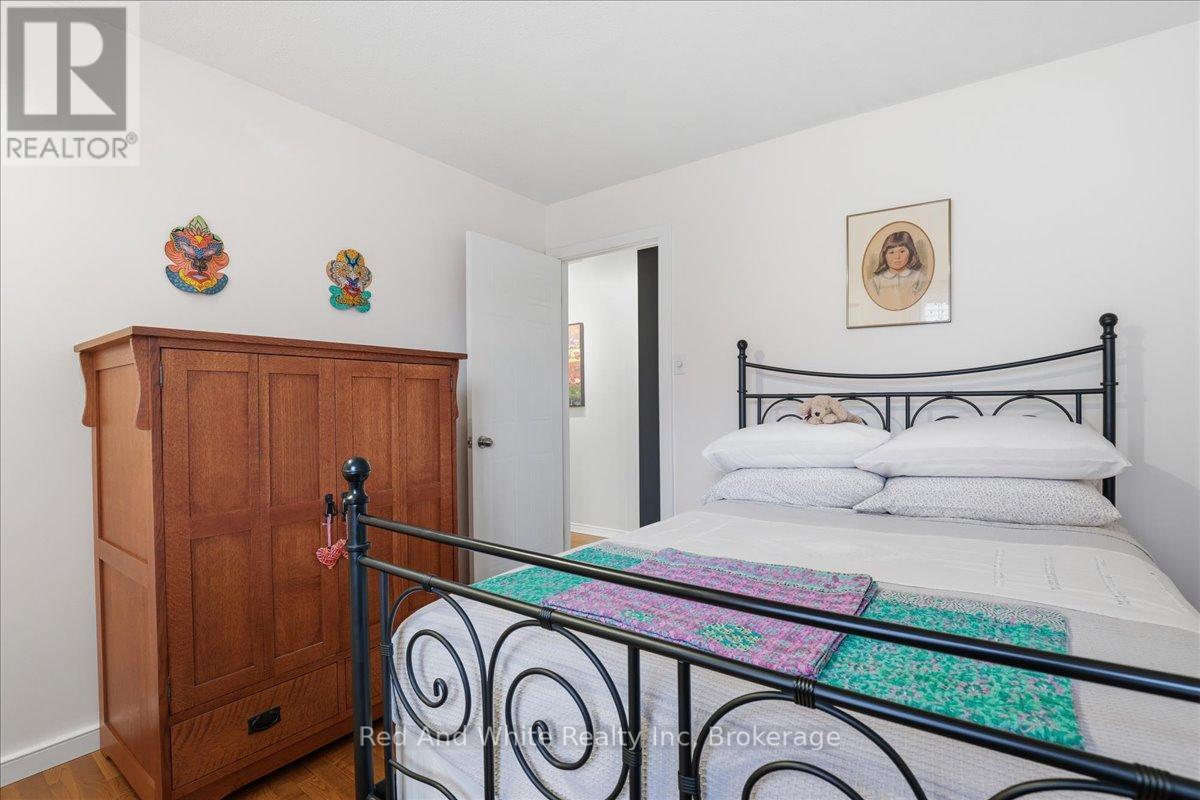 110 Milton Avenue W, Cambridge, Ontario  N3C 3W5 - Photo 23 - X13018420