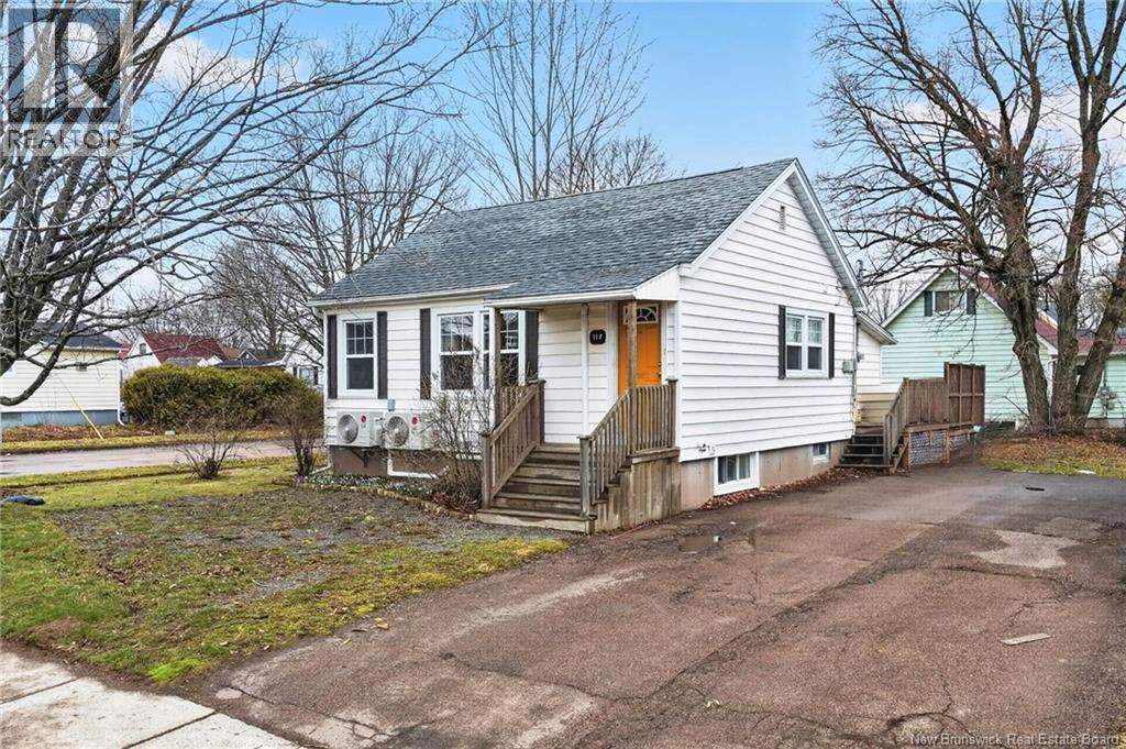 117 Sherrard Avenue, Moncton, New Brunswick  E1C 3K3 - Photo 2 - NB136451