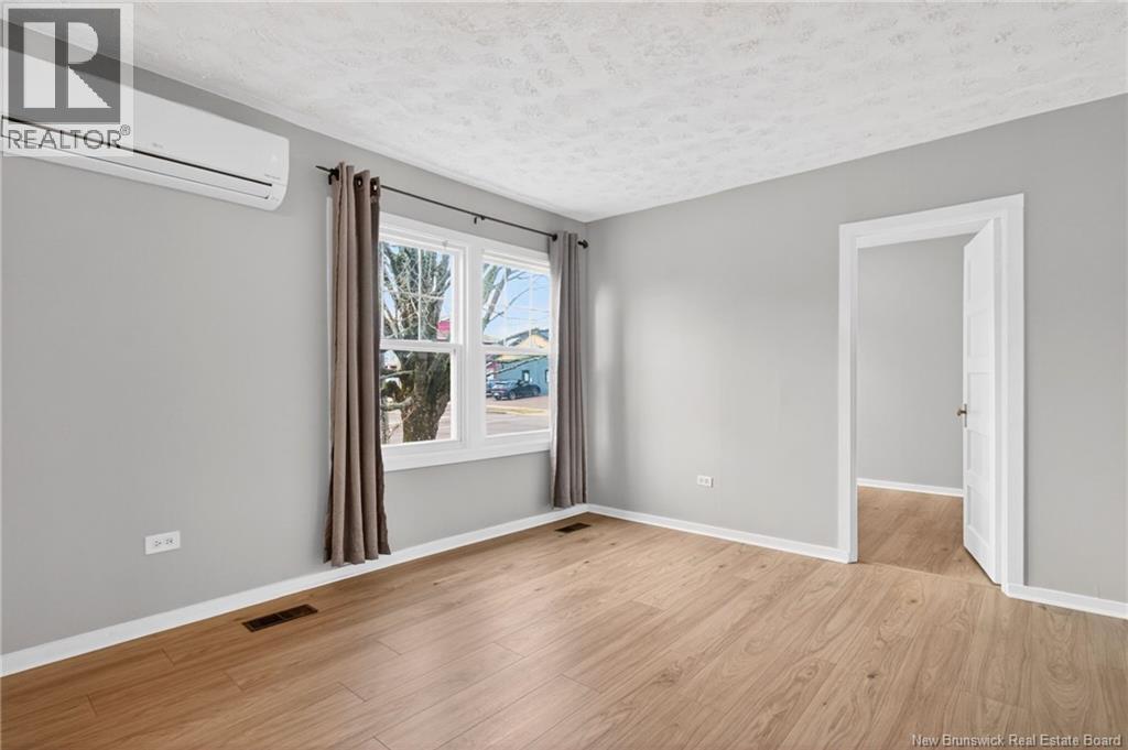 117 Sherrard Avenue, Moncton, New Brunswick  E1C 3K3 - Photo 5 - NB136451