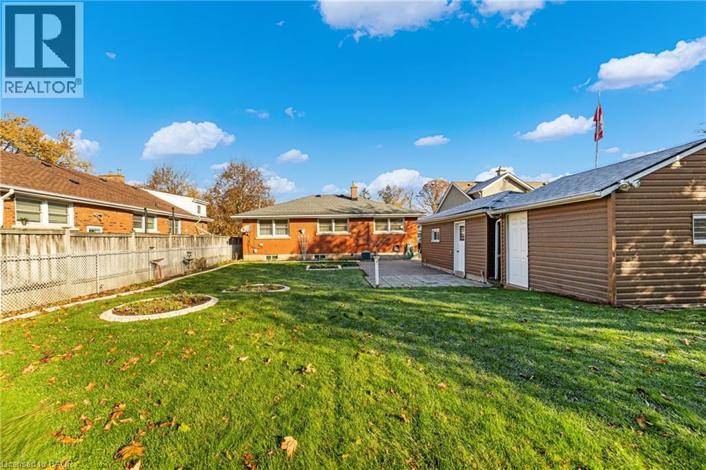 20 Burwell Avenue, Stoney Creek, Ontario  L8G 3L7 - Photo 32 - 40822019