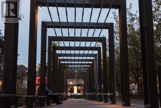 911 - 155 Yorkville Avenue, Toronto, Ontario  M5R 0B4 - Photo 11 - C13018446