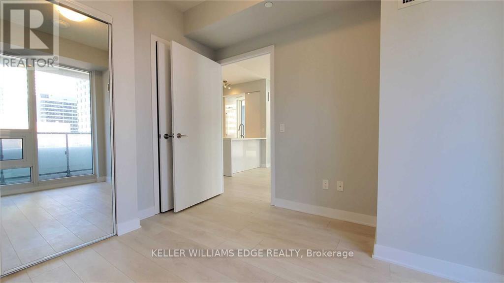 809 - 2221 Yonge Street, Toronto, Ontario  M4S 0B8 - Photo 7 - C13018456