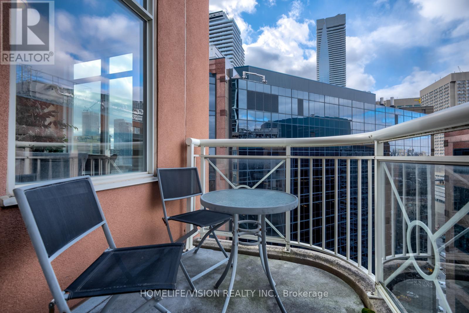 2101 - 100 Hayden Street, Toronto, Ontario  M4Y 3C7 - Photo 11 - C13018470