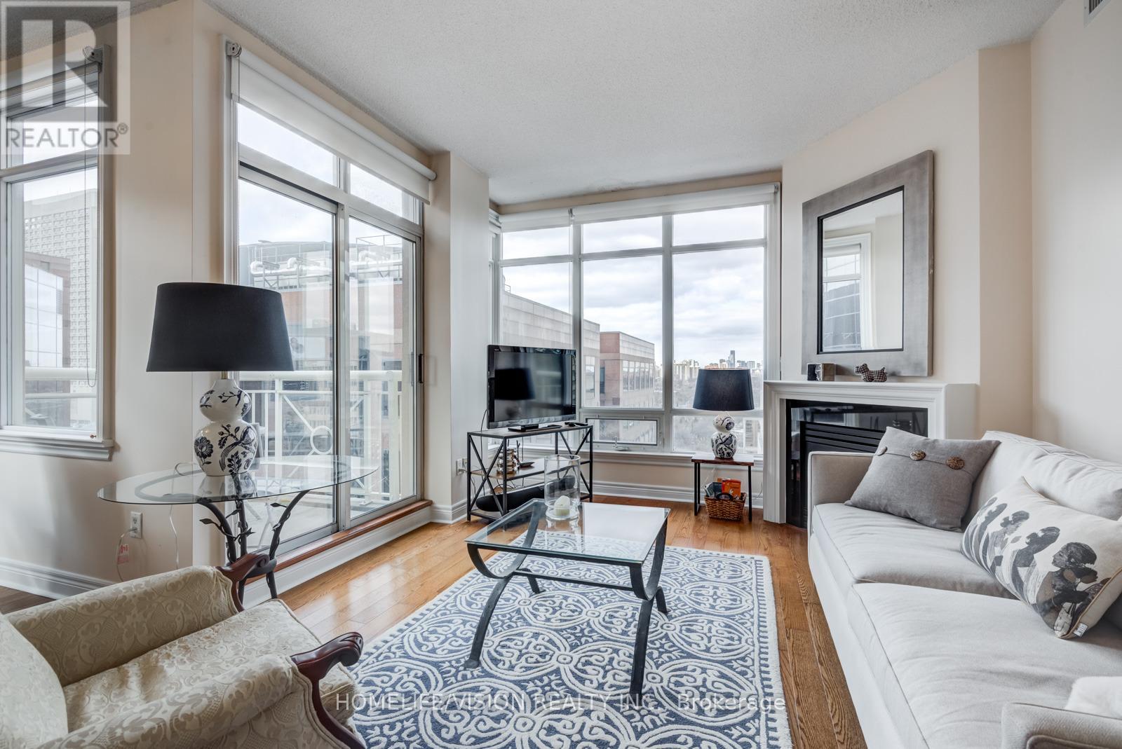 2101 - 100 Hayden Street, Toronto, Ontario  M4Y 3C7 - Photo 6 - C13018470