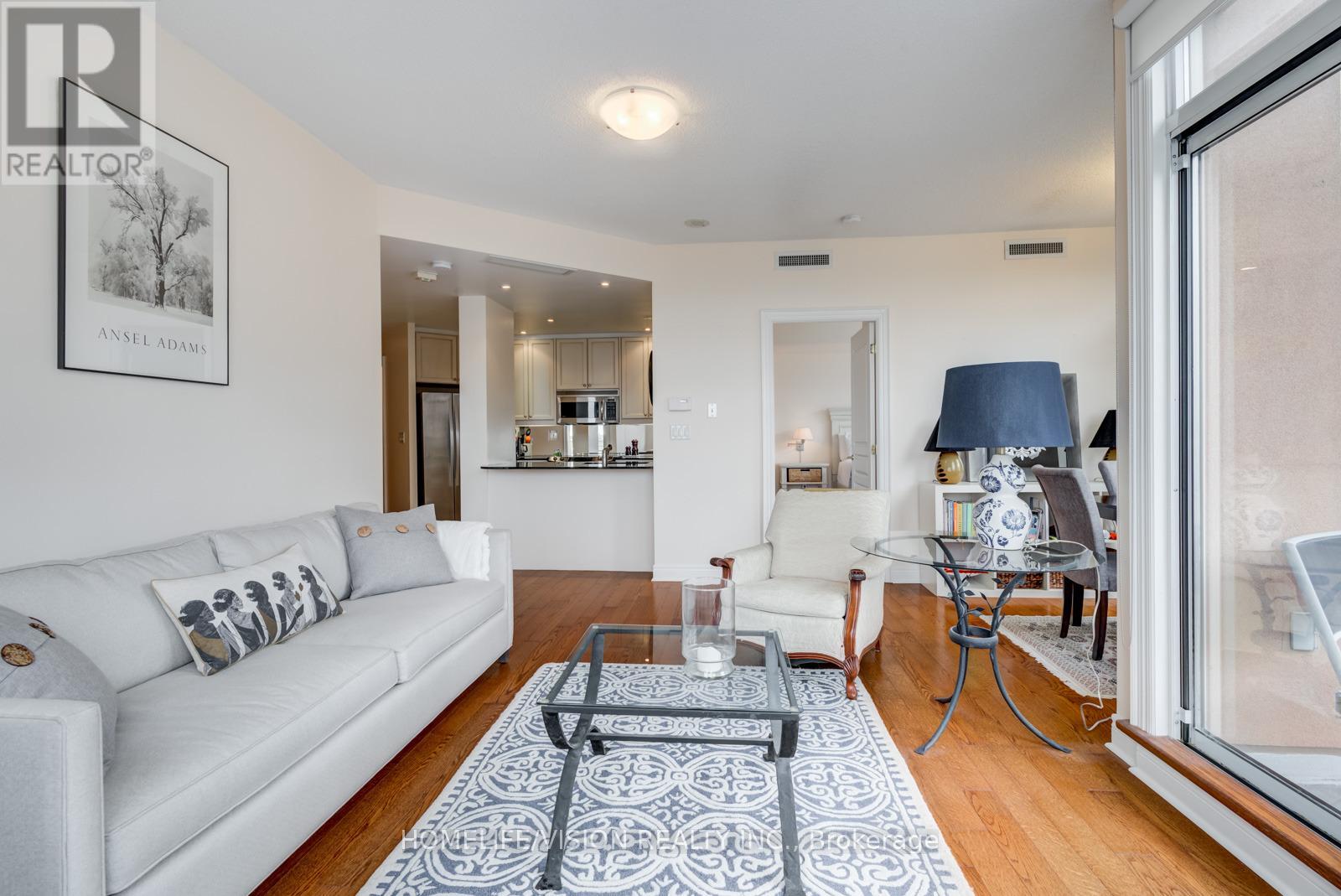 2101 - 100 Hayden Street, Toronto, Ontario  M4Y 3C7 - Photo 7 - C13018470