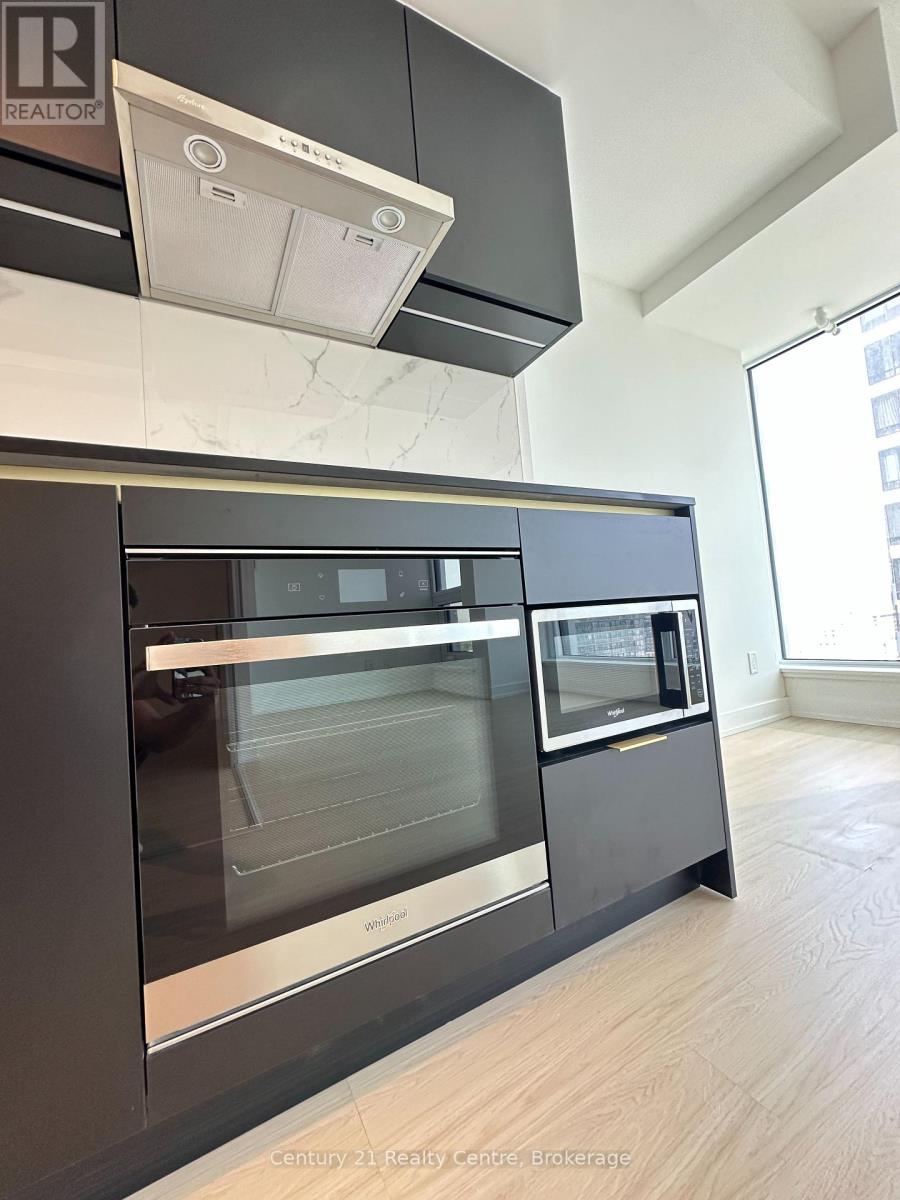 3906 - 8 Wellesley Street W, Toronto, Ontario  M4Y 0J5 - Photo 13 - C13018474